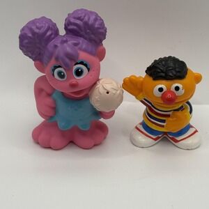 Sesame Street Hasbro Abby Cadabby & Ernie Figure Lot Multicolor Toy Set